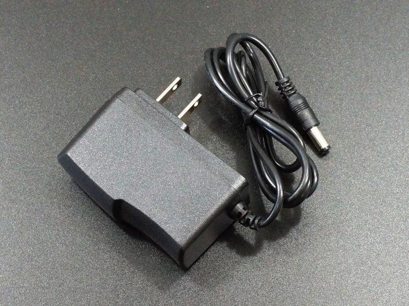 AC-Adapter-12V-2A-Slim-1