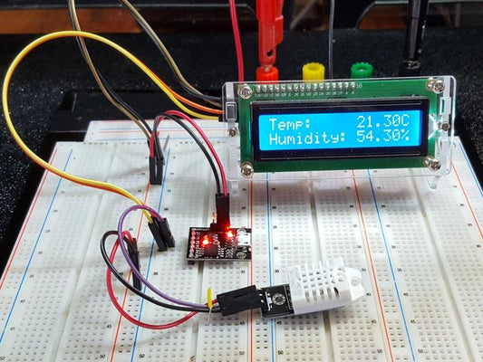 ATtiny85-with-Micro-USB-In-Operation