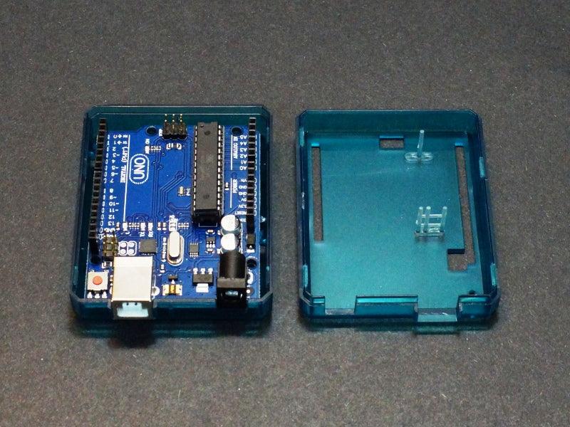 Arduino-Uno-Blue-Case-Board-Installed