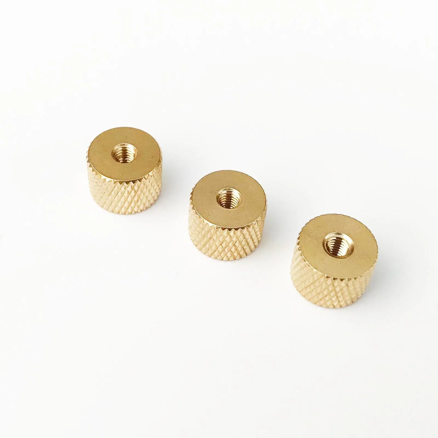Brass_Knurled_Thumbnut_for_PC_Case