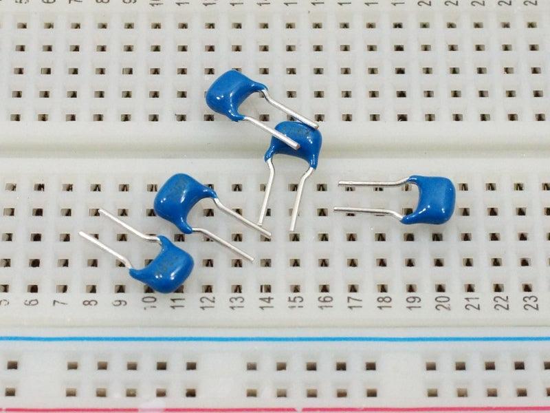 Cap-Ceramic-Multilayer-10uF-16V-Size-Comparison