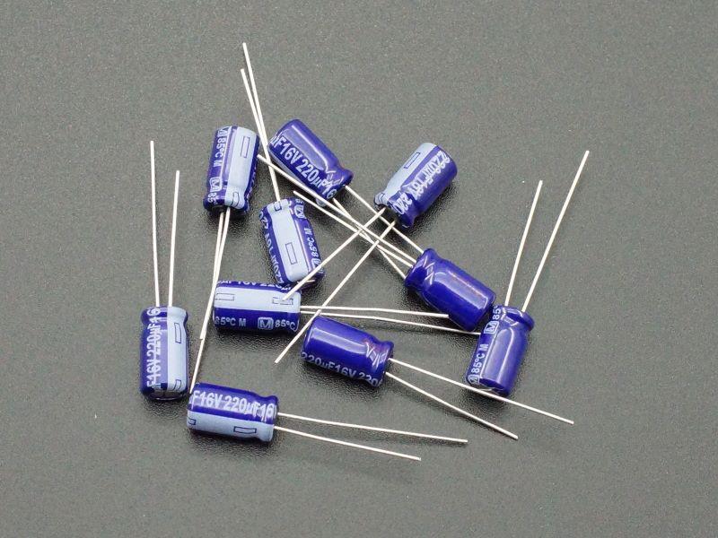 Capacitor-Electrolytic-220uF-16V-Qty-10