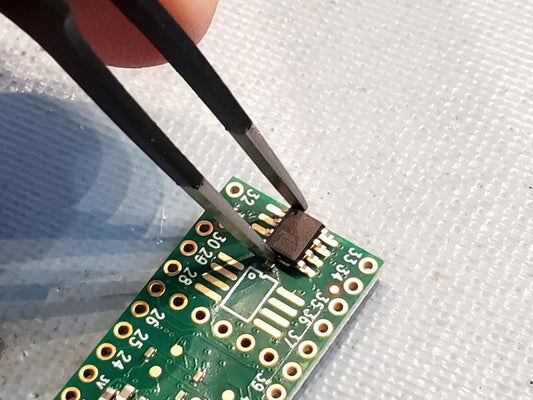 ESD-13-Tweezer-in-use