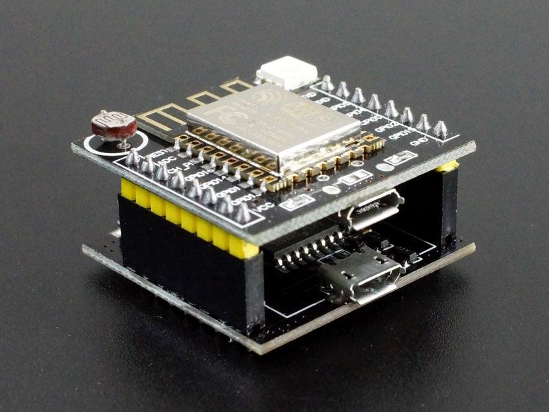 ESP8266-Witty-Cloud-Module-USB-End