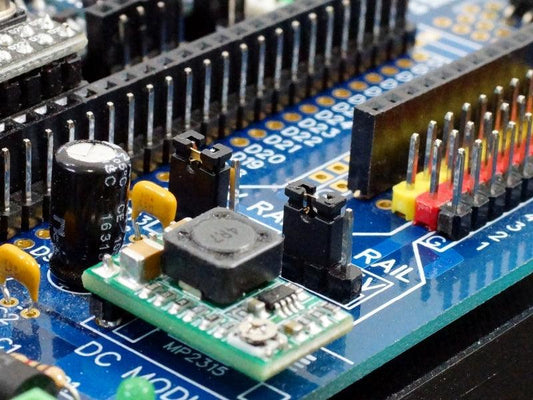 Header-Shunt-Black-In-Use