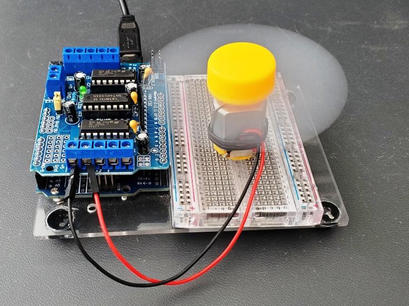 L293D-Shield-with-3V-Hobby-Motor-and-Fan