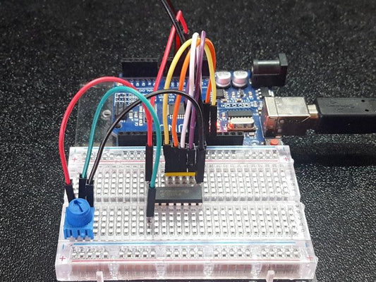 MCP3008-IP-8-Channel-10-bit-ADC-In-Use