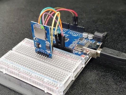 MicroSD-Card-Module-with-Level-Shifter-In-Use