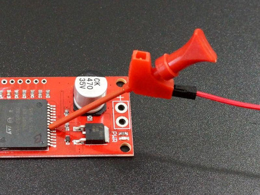 Mini-Pincher-Grip-Test-Clip-In-Use