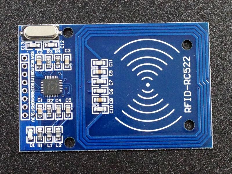 RC522-RFID-Reader-Card-and-Keychain-Top