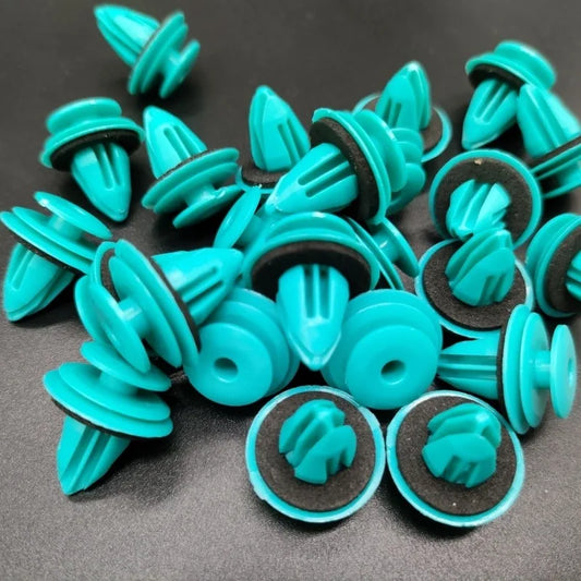 Green Nylon Retaining Clip for Toyota Bumper Door Buckle Car Interior Accessories Auto Vehicle Retainer Fastener Rivet 40/20pcs
