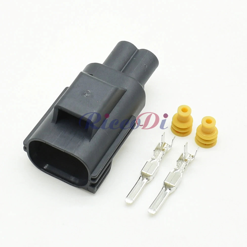 2 Pin Waterproof Automotive Electrical Connector Socket with Pins and Seals 7283-5596-10 / 7282-5596-10