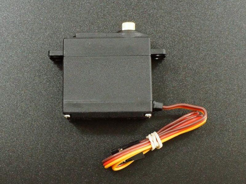 Servo-MG996-Side