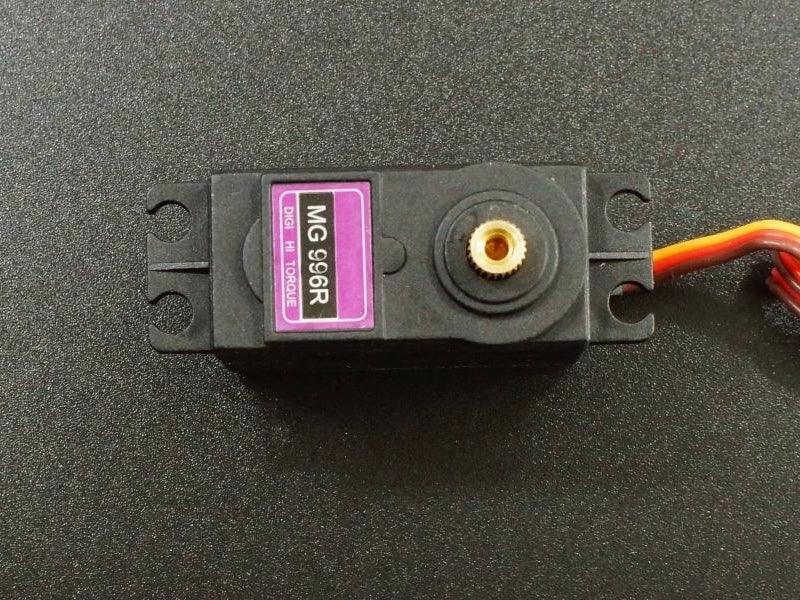 Servo-MG996-Top