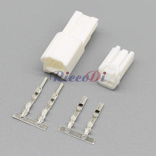 car horn cable connector plug with secure fit for automotive electrical systems