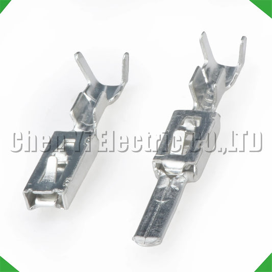 Crimp pins compatible with 50253237 automotive connector plug
