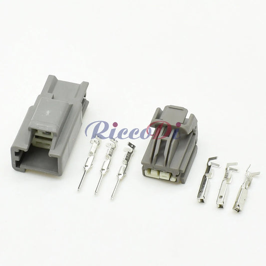 Close-up of DJ7036K-1.5-11 21 1.5mm 3 Pin Waterproof Connector terminals for automotive wire harness
