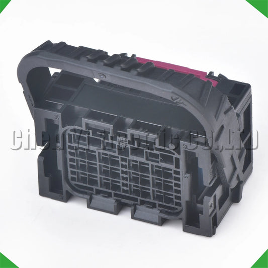 Automotive ECU wire harness connector plug