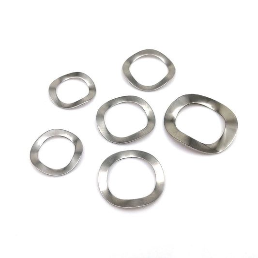 stainless-steel-three-wave-crest-spring-washer