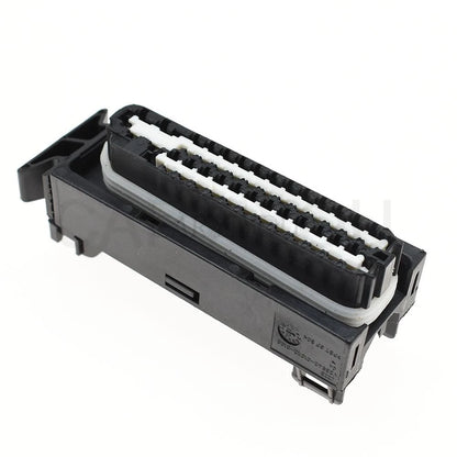 1393450-3 Tyco 52 Pin ECU automotive female connector detail