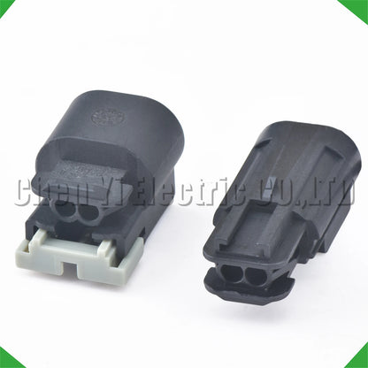 Automotive waterproof connector compatible with 15326801