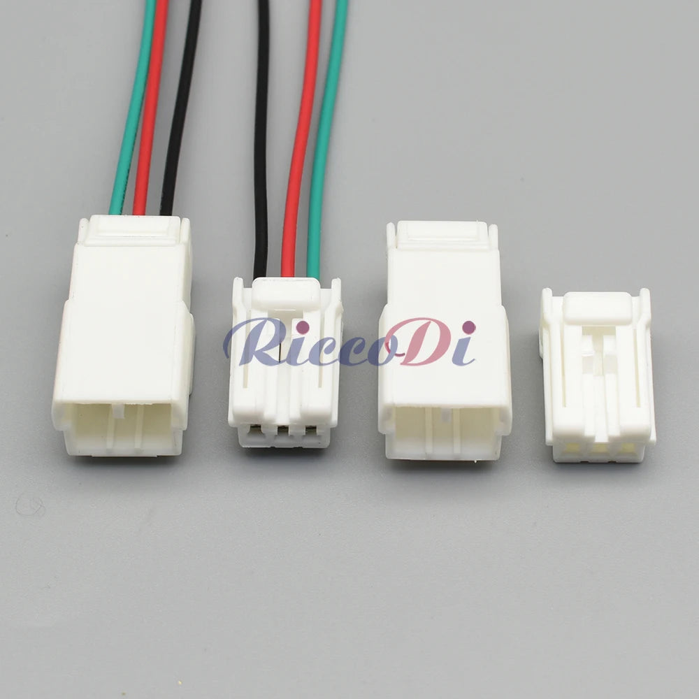 Close-up of terminals for 174928-2 174921-1 3 holes automotive female male connector car reading light harness cable socket