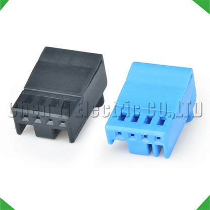 1K0972704C central locking automotive connector plug
