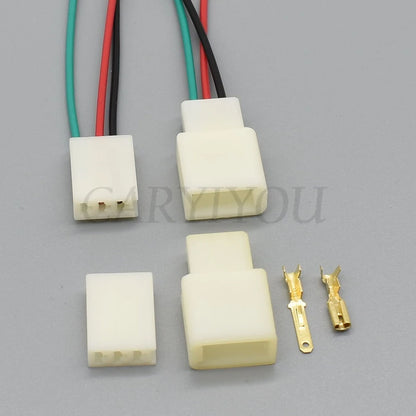 Plastic housing structure of 2.8mm 3 pins male female automotive connector plug with brass terminals and 15cm wires