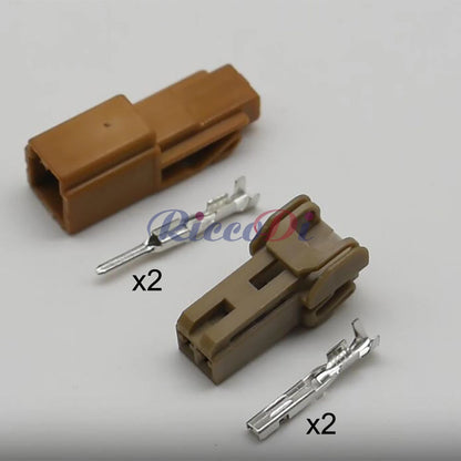 2 pin electronic cable connector terminal detail for stable automotive wiring connection