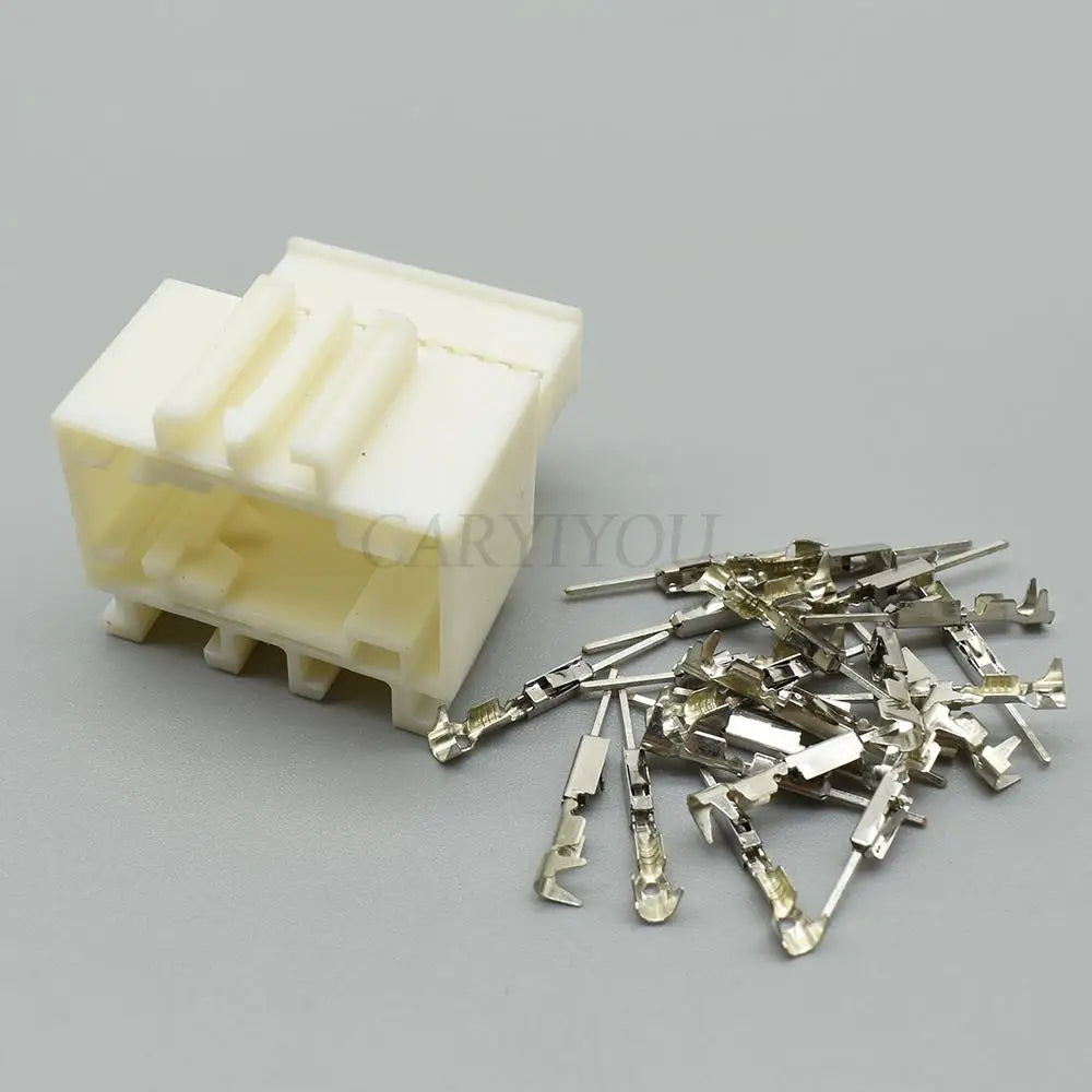 20 pin car wiring terminal plug showing terminal layout and locking design for low power automotive socket