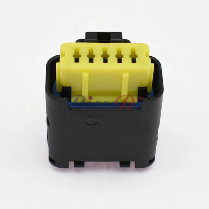211PC052S0081 female male waterproof wire connector automotive with cables detail
