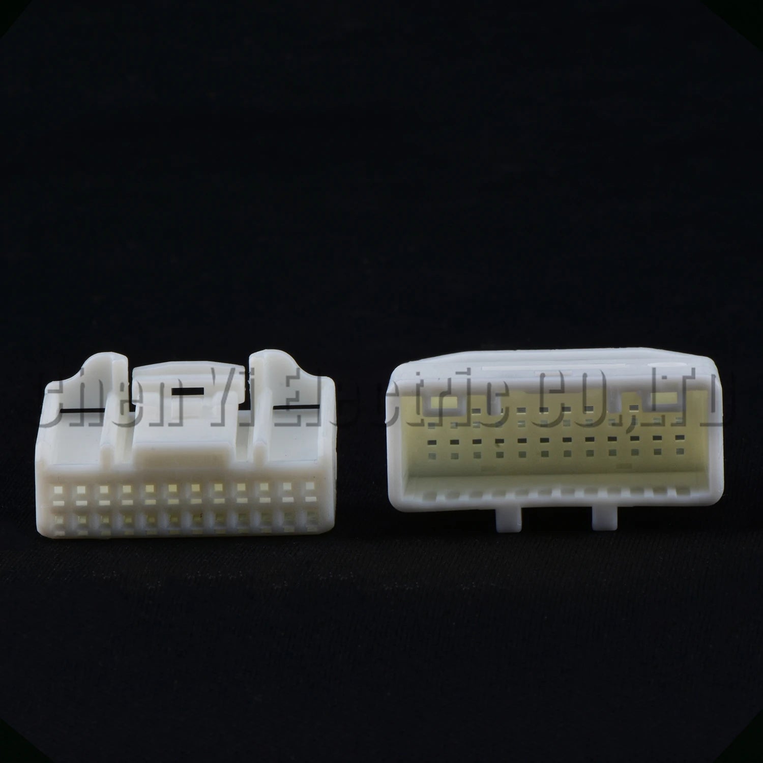 Set of 24 Pin automotive audio navigation host connectors, wire harness plug for Toyota and Nissan, part numbers included