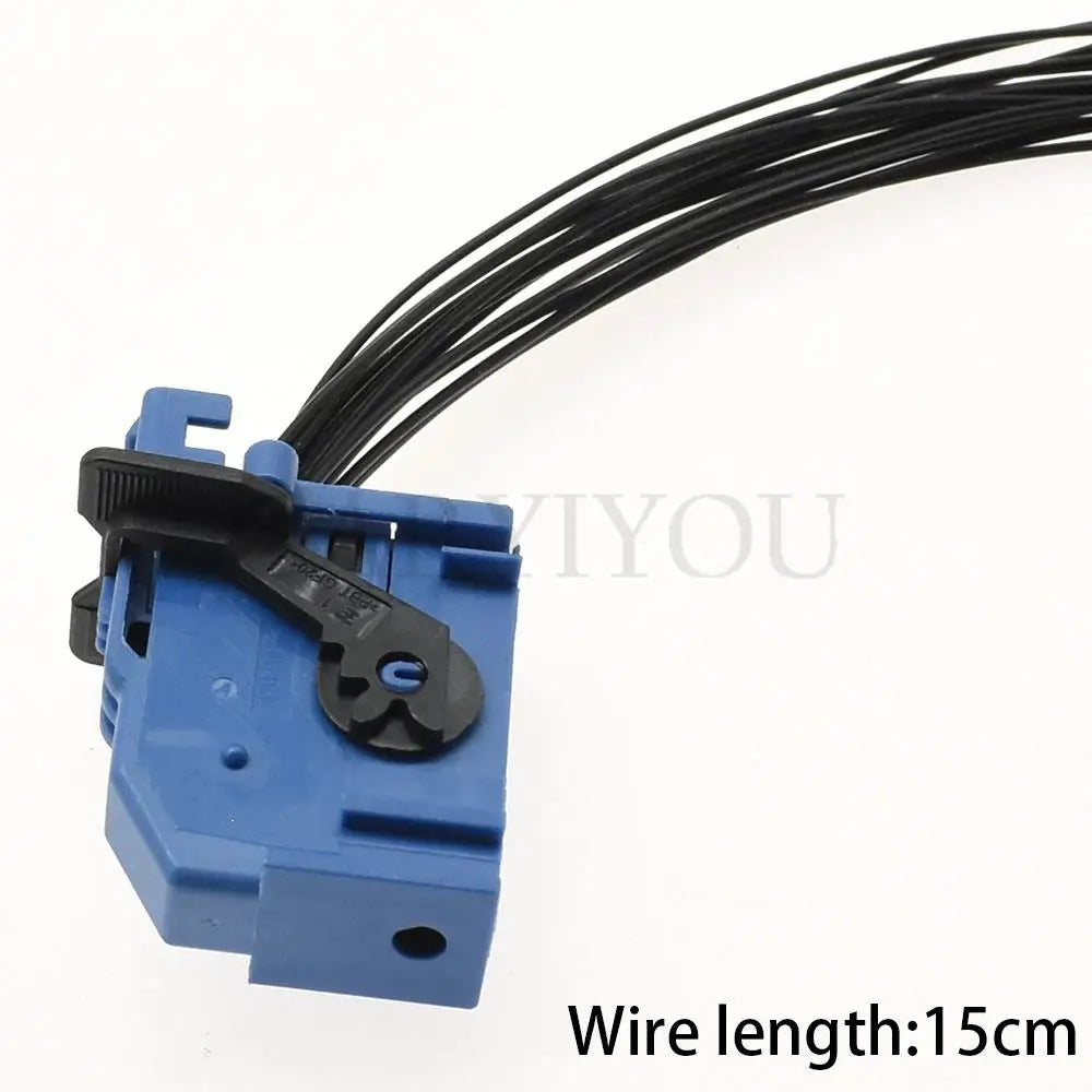 26 hole auto low current socket series for blue automobile instrument panel wire connector 185879-2 185226-2 7L6972726