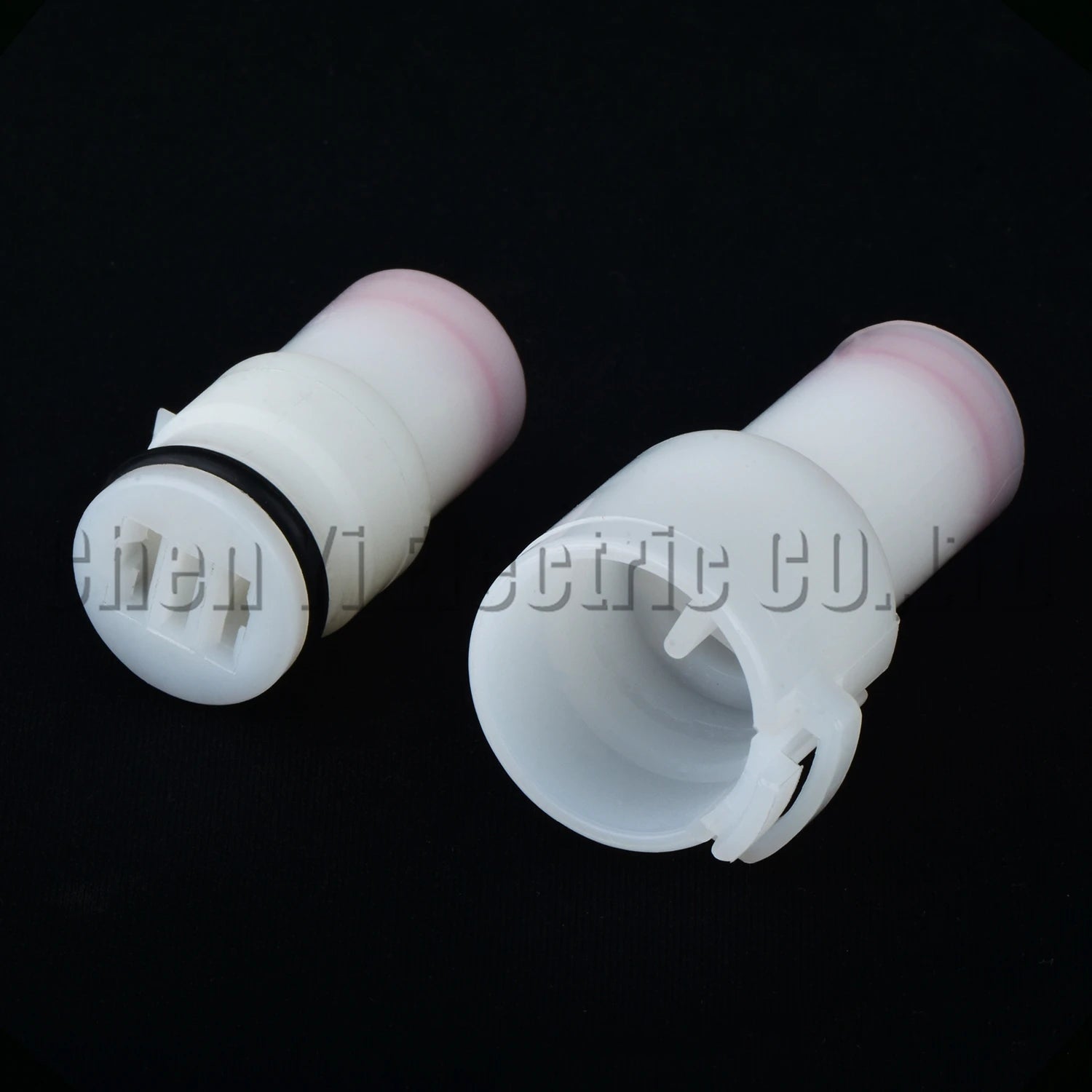 2 pin automotive connector for electric fan and knock sensor