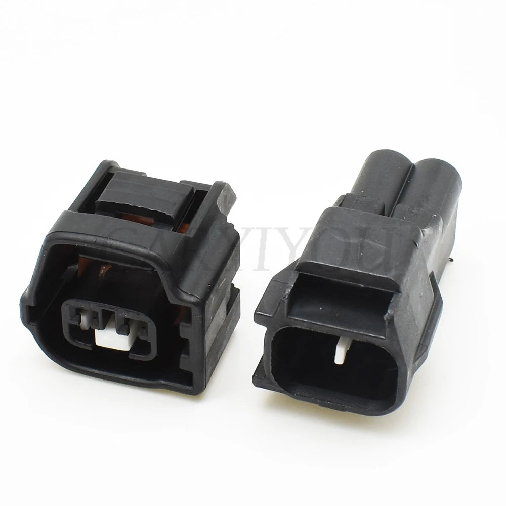 Installation demonstration of DJ7283-7028-30 2 pin automotive gearbox socket BNC connector for Toyota reversing lamp and sensor wiring
