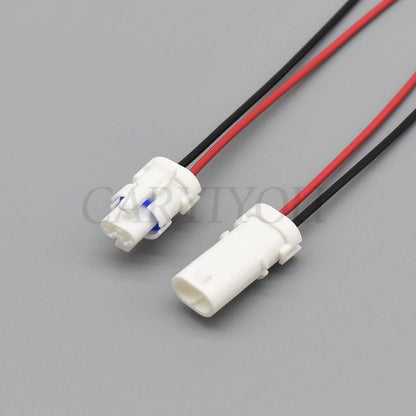 Waterproof and locking mechanism of 2-way male female auto connector plug for stable automotive use
