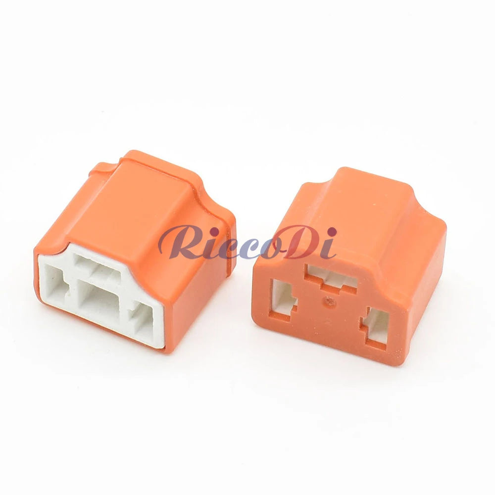 Ceramic housing structure of 3 Pin 7.8 Series H4 car light bulb plug high temperature resistant socket AC assembly