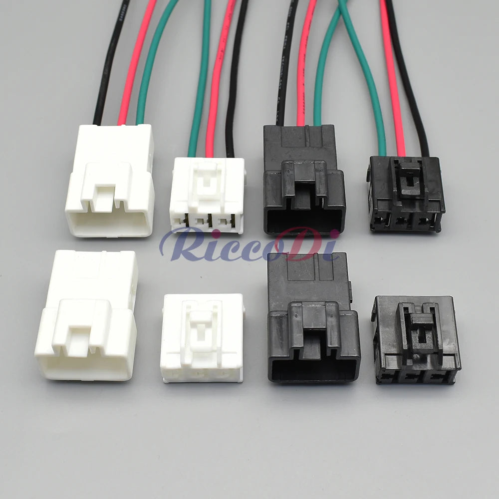 Close-up of 3-Pin terminals in 312 unsealed series automotive wire harness connector 7282-3030 7283-3030