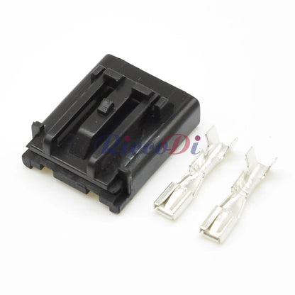 Assembly view of 346027-1 2-pin wire connector ensuring reliable fog light electrical connection