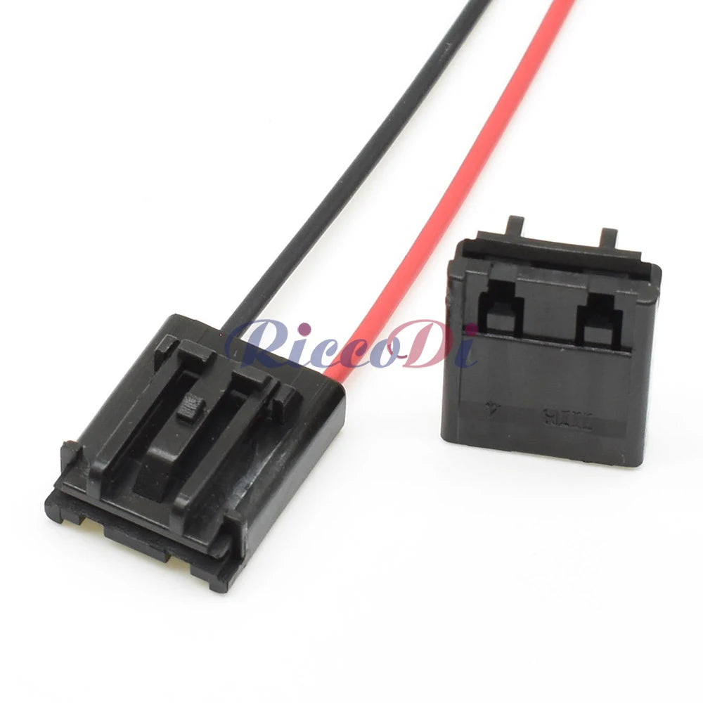Durable plastic housing of 346027-1 2-pin automotive wire connector for Acura vehicles