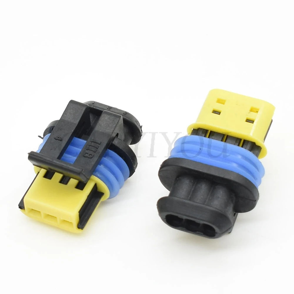 Waterproof plastic housing design of 3-pin automotive wire harness connector for reliable electrical sealing