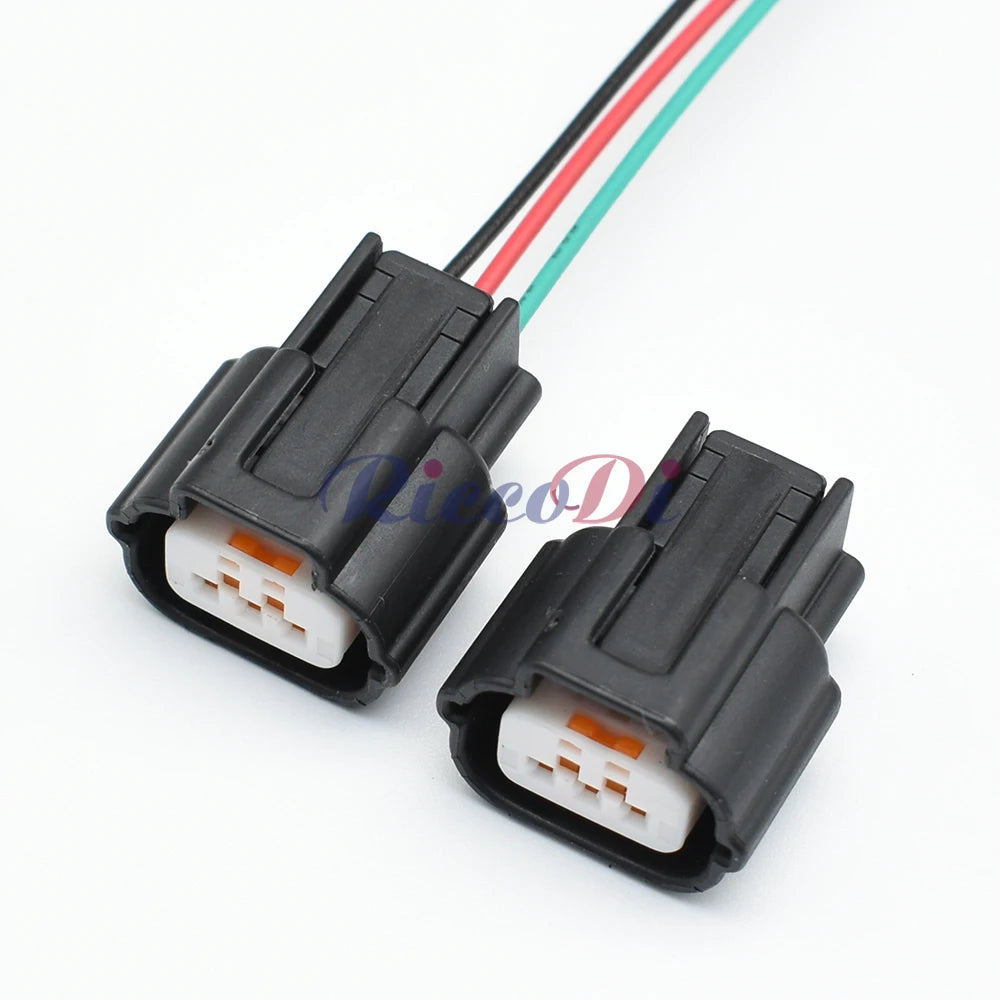 Locking mechanism of 3-pin automotive electrical connector ensures secure connection in Mitsubishi vehicles