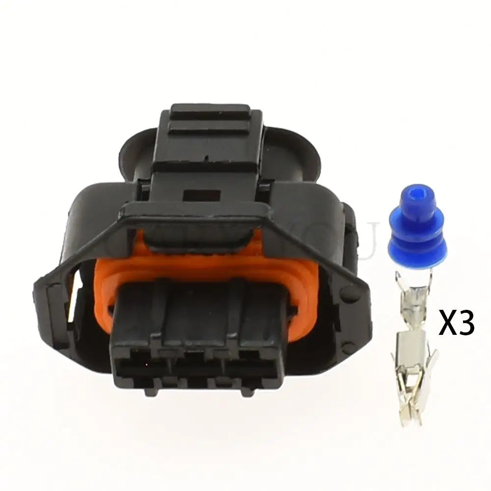 3-Pin auto sensor connector installed on common rail diesel injection pump demonstrating proper connection