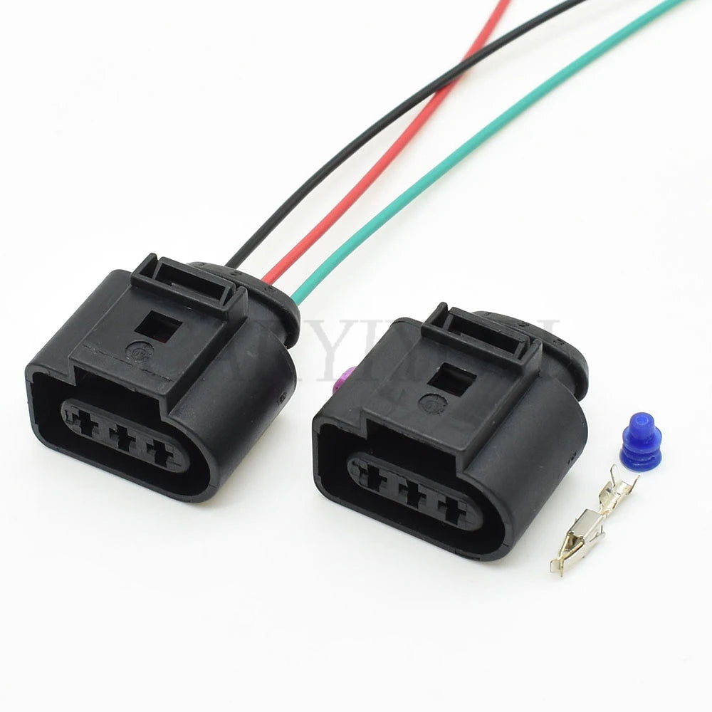 3-pin automotive sensor pigtail connector installed in car sensor wiring for VW Audi Skoda vehicles