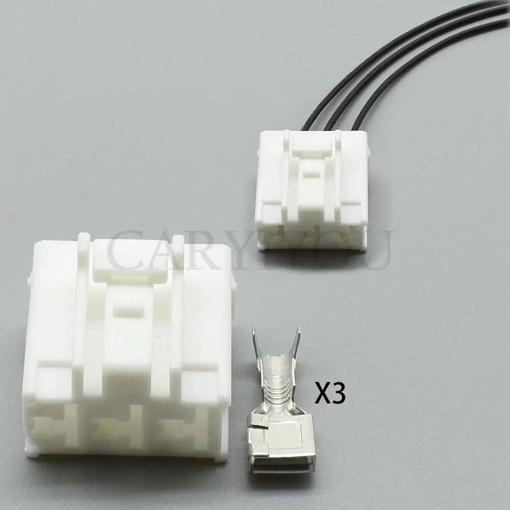 3-pin automotive wire harness connector showing male and female plug with terminals