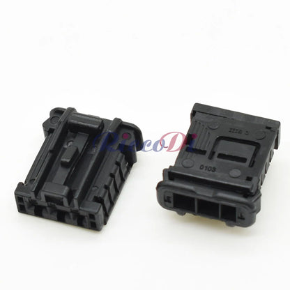 Male and female terminal structure of 3 way automotive unsealed wiring harness connector