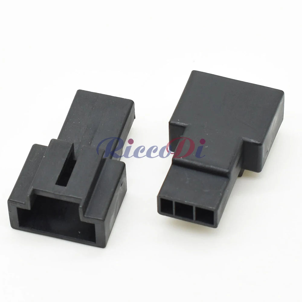 Pin detail of 3 way unsealed automotive socket connector for wiring harness connection