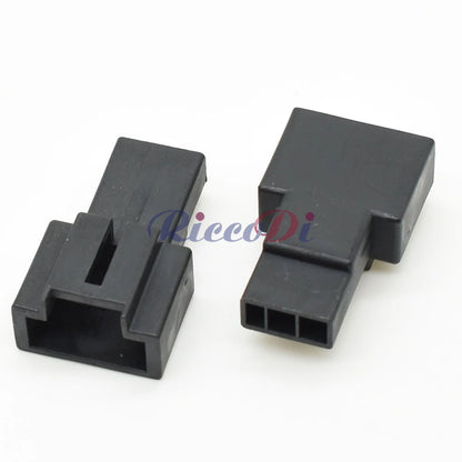 Pin detail of 3 way unsealed automotive socket connector for wiring harness connection