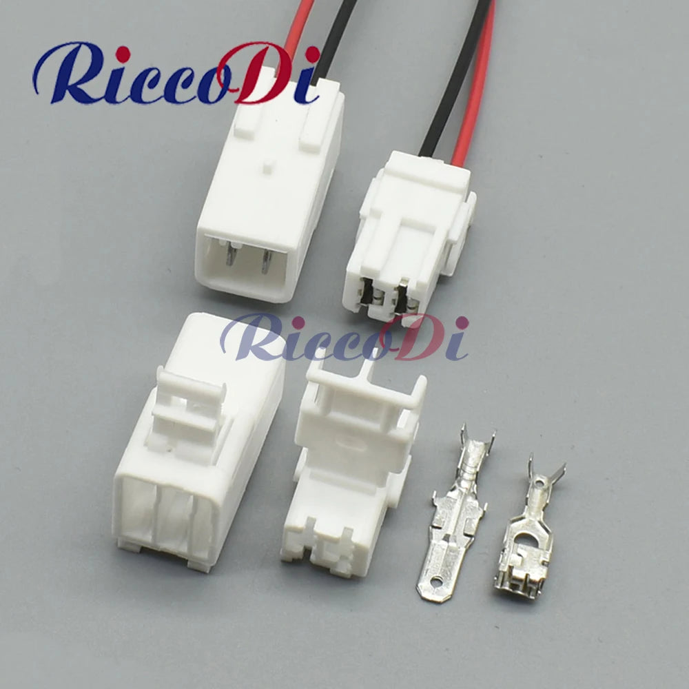 Overview of 4.8mm 4 pin automotive connector plug female male unsealed for car wiring harness