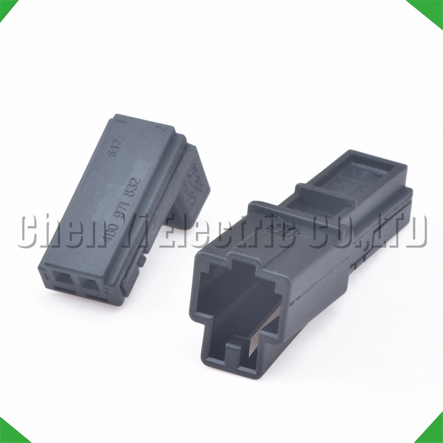 4E0972575 automotive wire harness socket